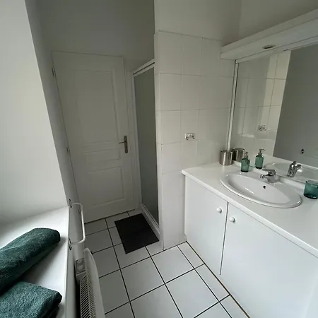 Apartment T1 *